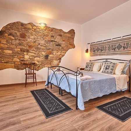Bed and Breakfast Al Vicolo VI à Sardara Extérieur photo